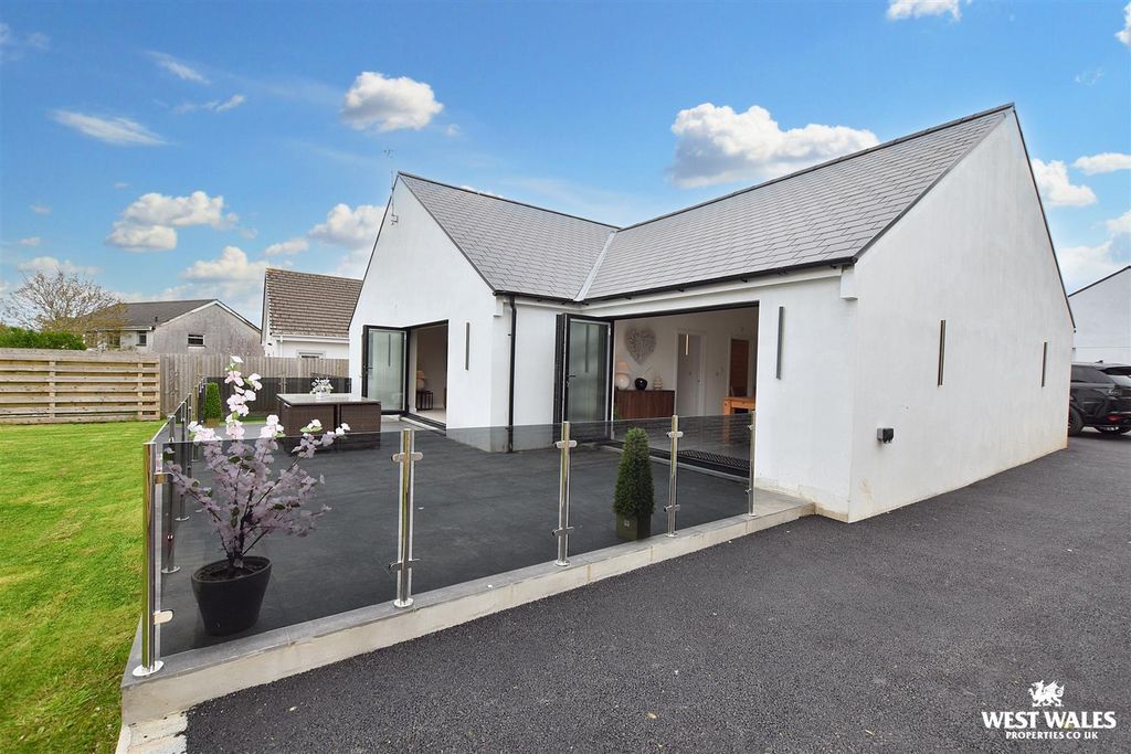 Property photo 1 of 24 21 (12).Jpg