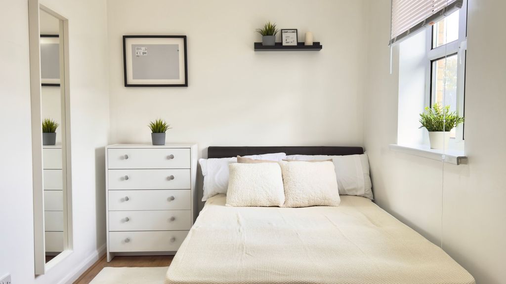 Property photo 1 of 9 Bright, Neatly Styled Bedroom With A Comfortable d...