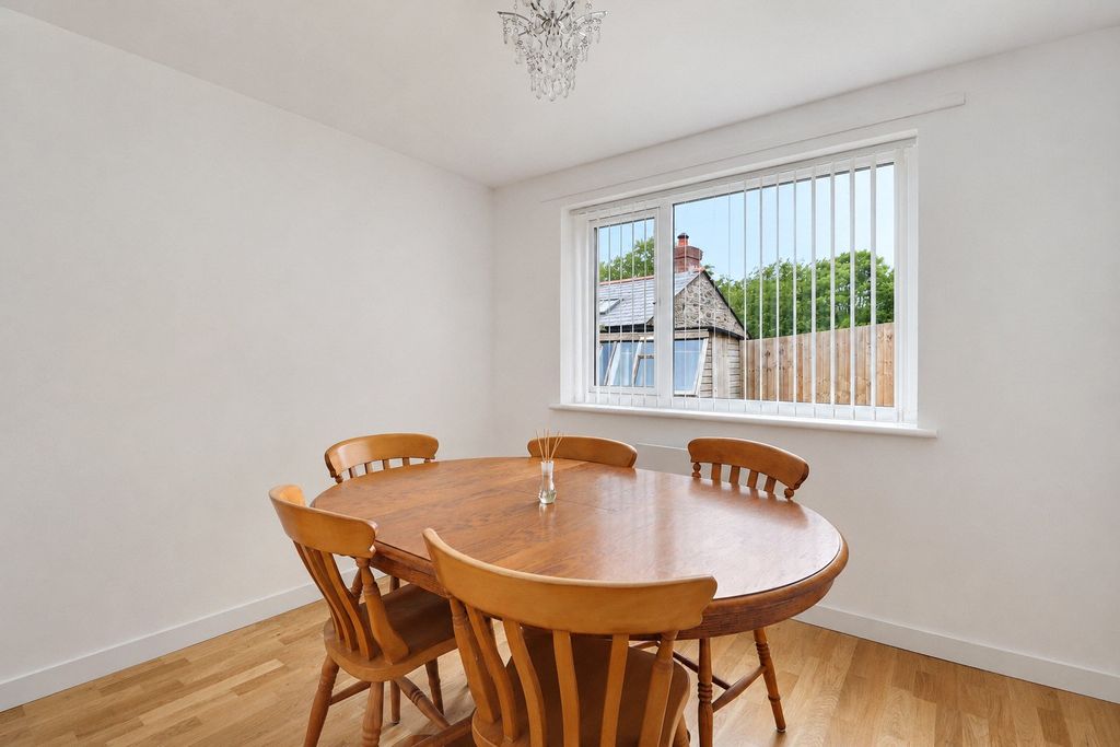 Property photo 3 of 10 3 - Picture No. 03