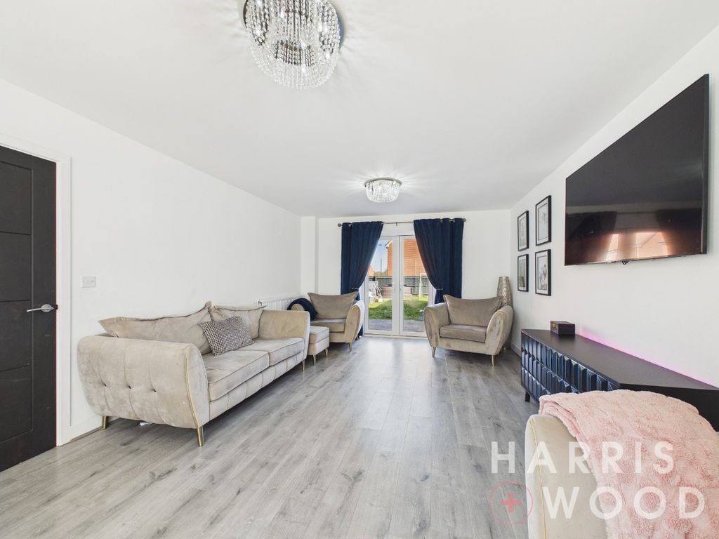 Property photo 3 of 28 5059656