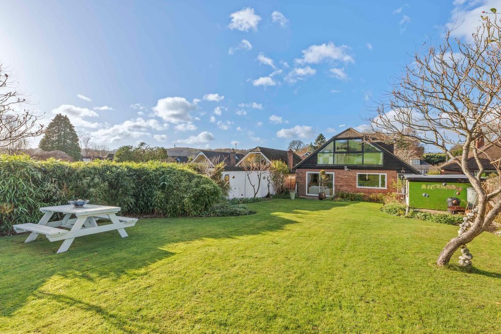 Property photo 2 of 24