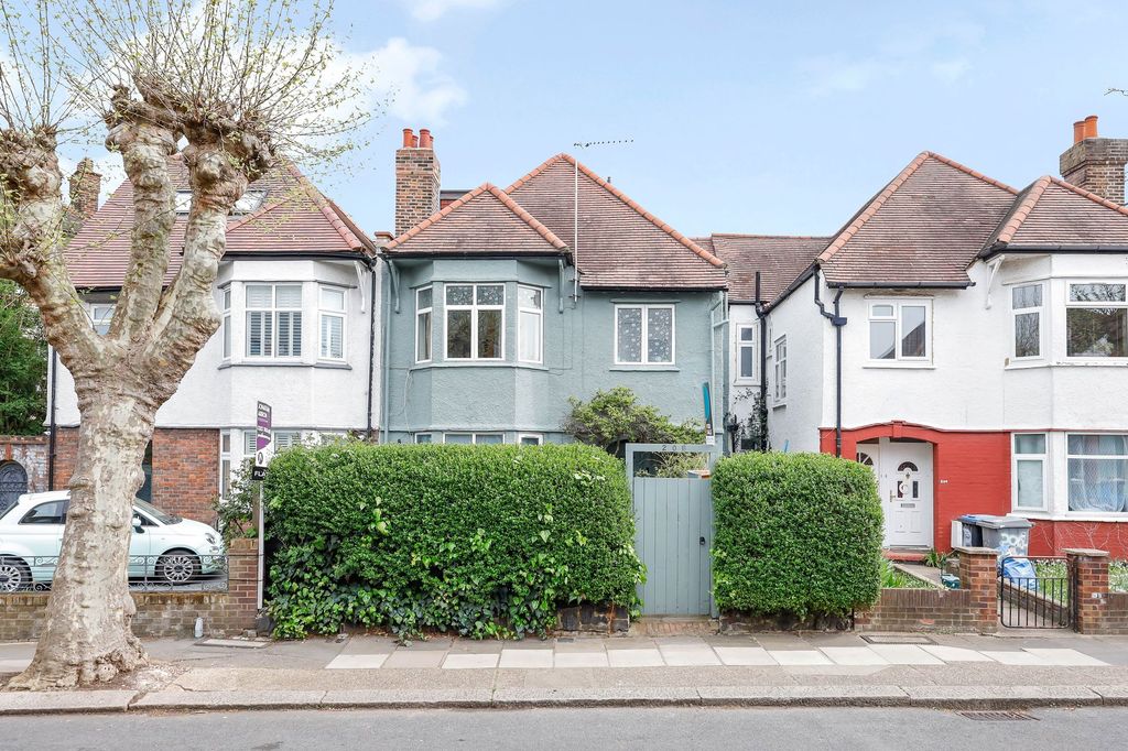 Property photo 2 of 14