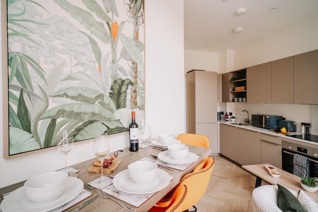 Property photo 2 of 11 2-1054