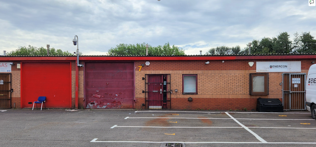 Property photo 1 of 3