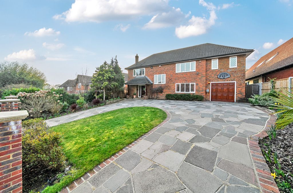 Property photo 1 of 27 1421261-20-69A8B8...