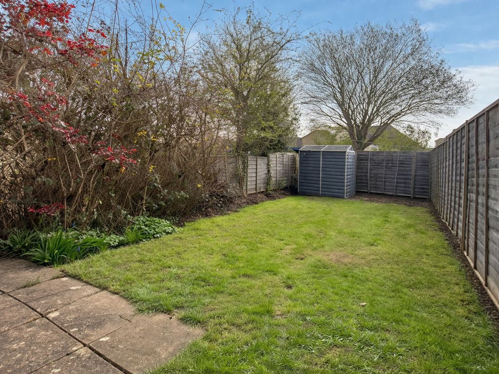 Property photo 2 of 9 Garden