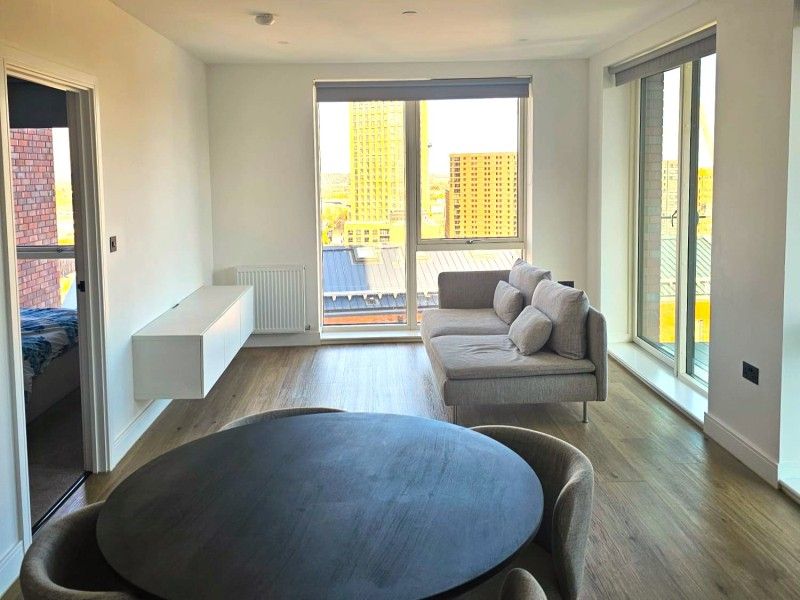 Property photo 2 of 21