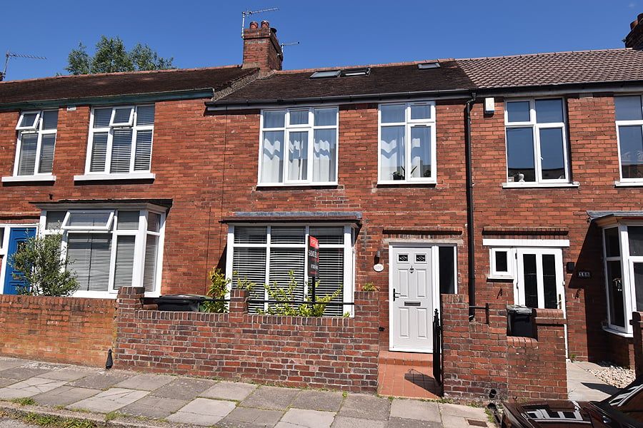 Property photo 1 of 17