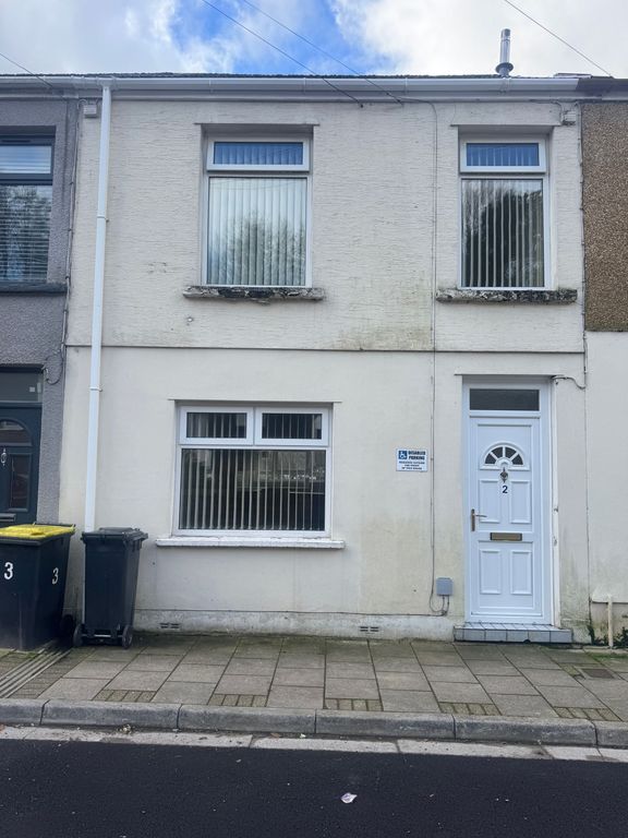 Property photo 1 of 17 Glyncoed Terrace