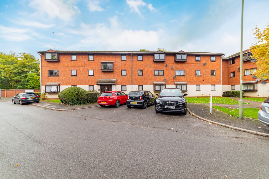 Property photo 1 of 10