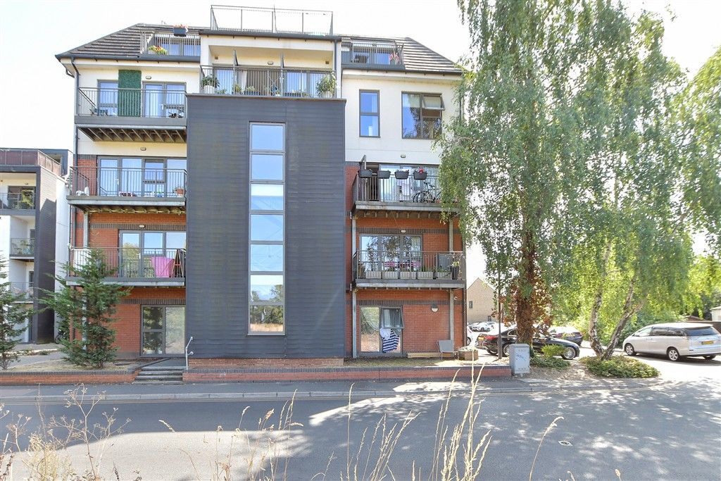 Property photo 1 of 13 External