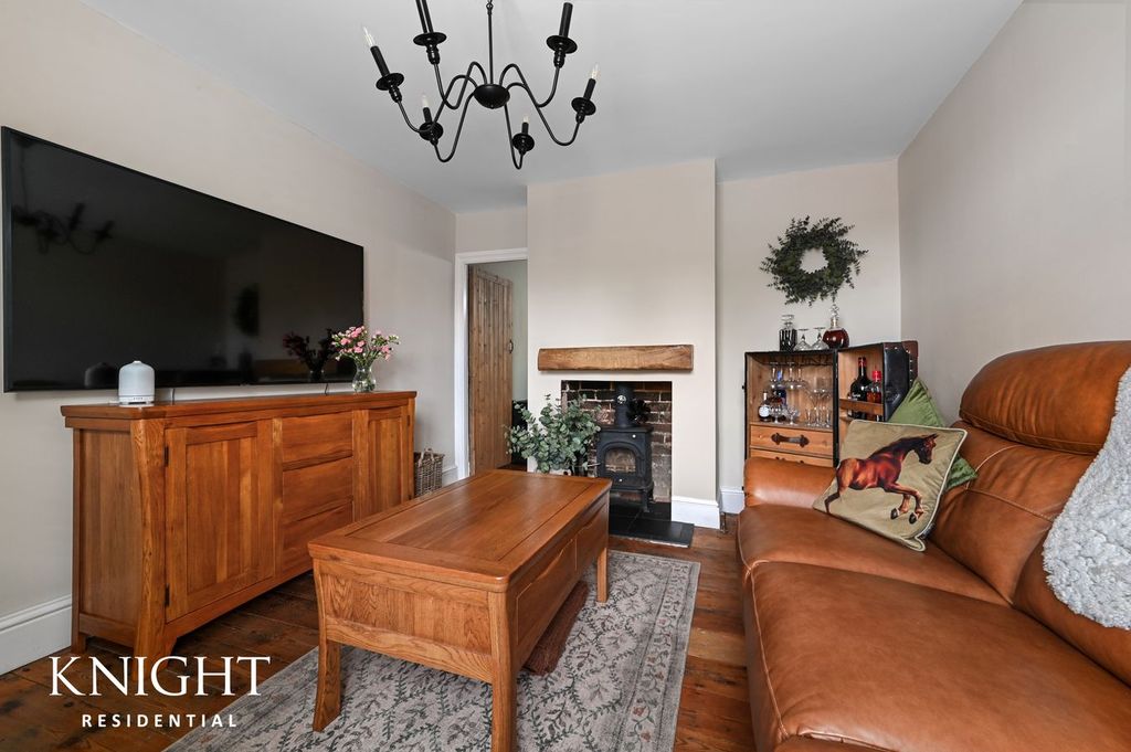 Property photo 2 of 16