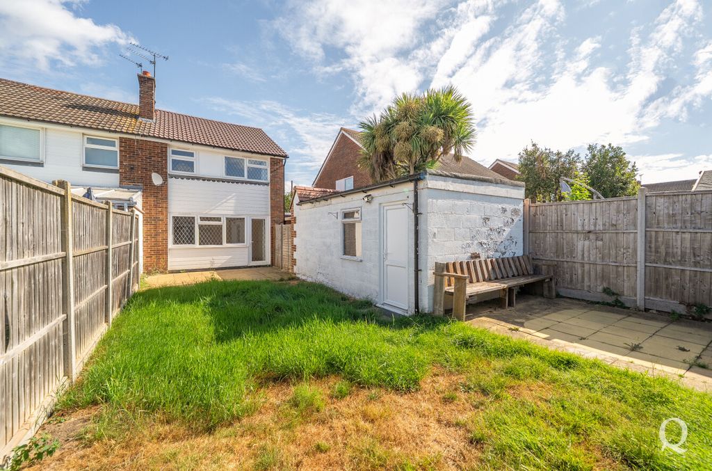 Property photo 1 of 21 E98937F5-A44E-42E...