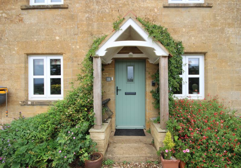 Property photo 3 of 42