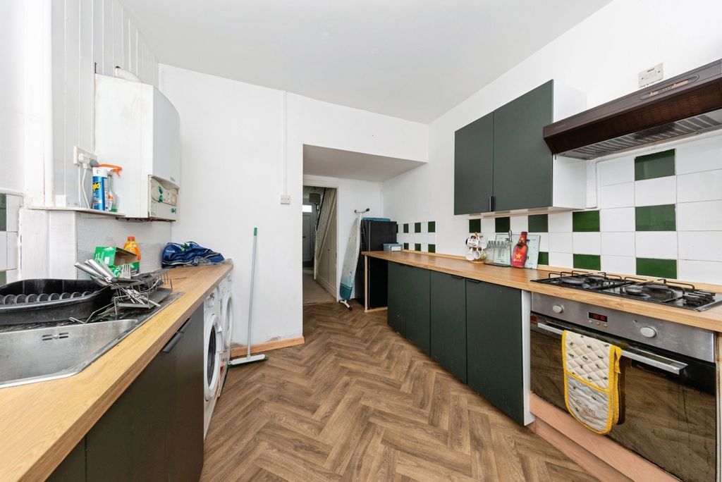 Property photo 3 of 15 Pbox-Img.Jpg