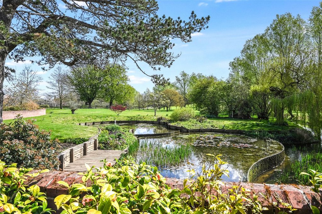Property photo 2 of 26 Millpond