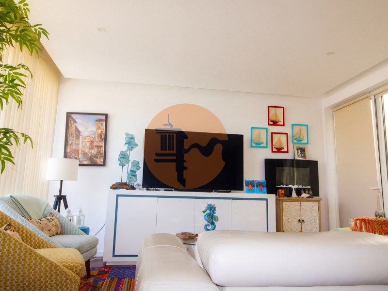 Property photo 3 of 61