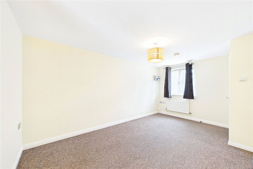 Property photo 3 of 11 Picture No. 04