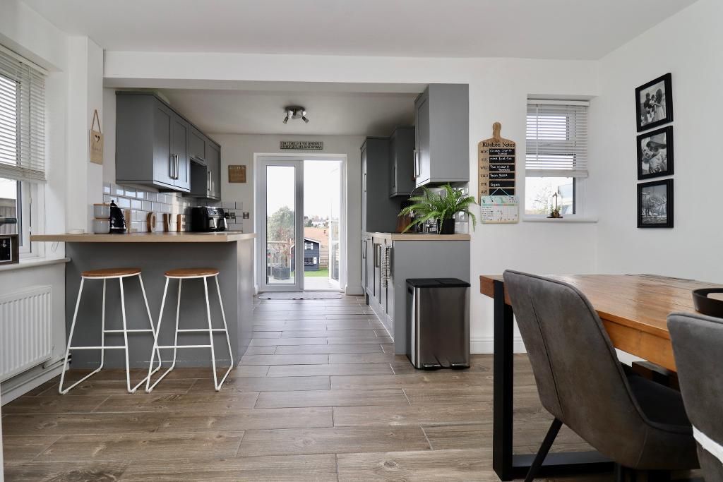 Property photo 3 of 20 Photo 3