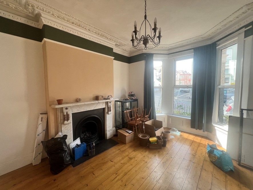 Property photo 2 of 9