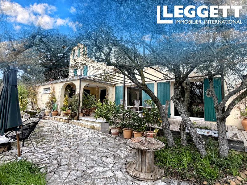 Property photo 1 of 10