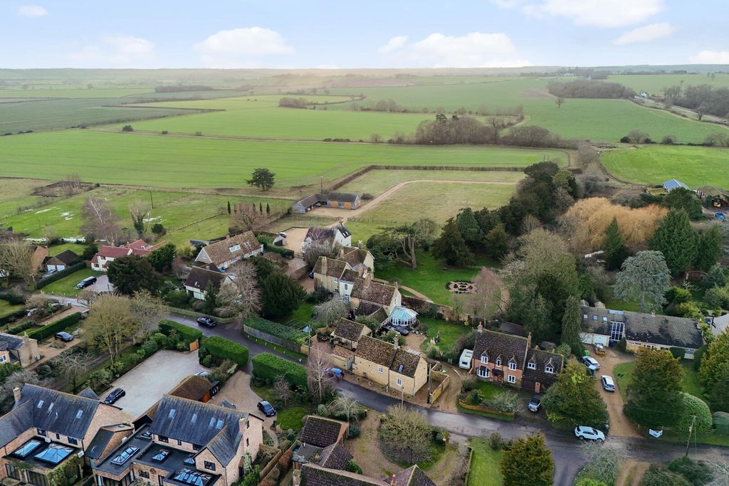 Property photo 2 of 24 Exterior