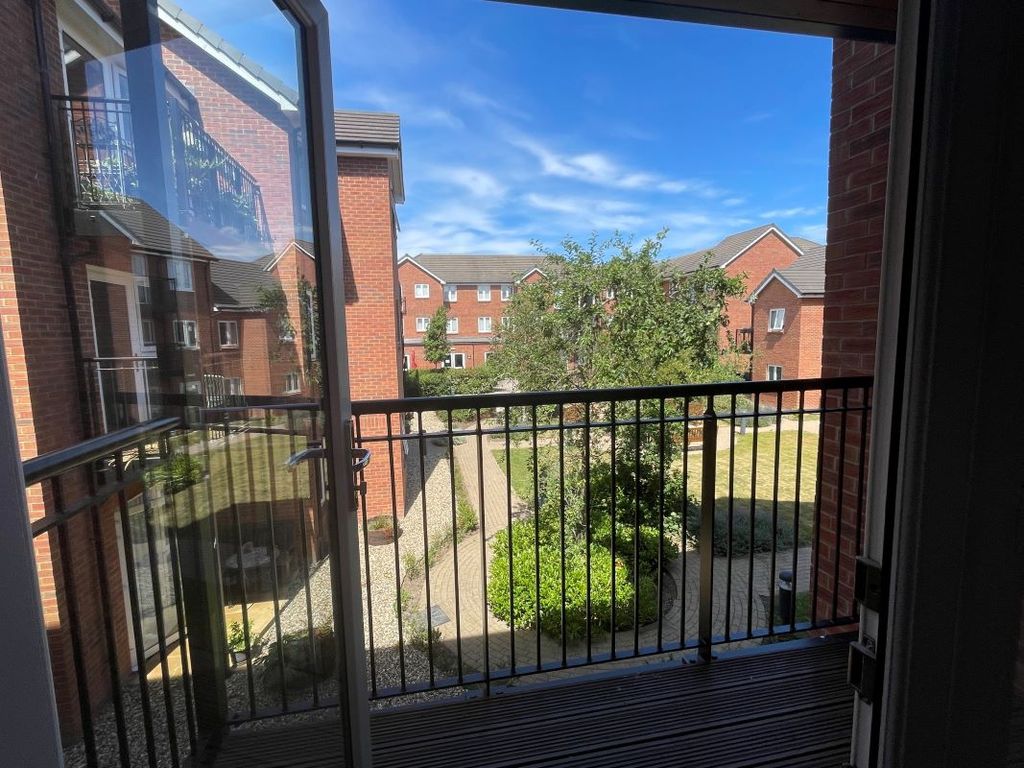 Property photo 2 of 14