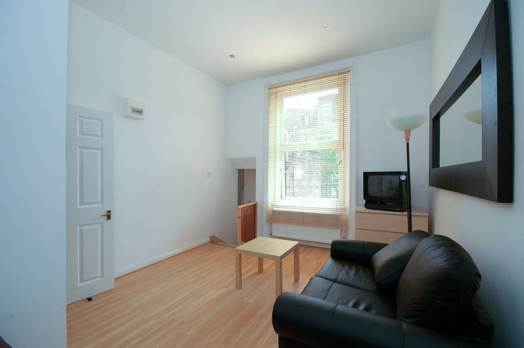 Property photo 3 of 3