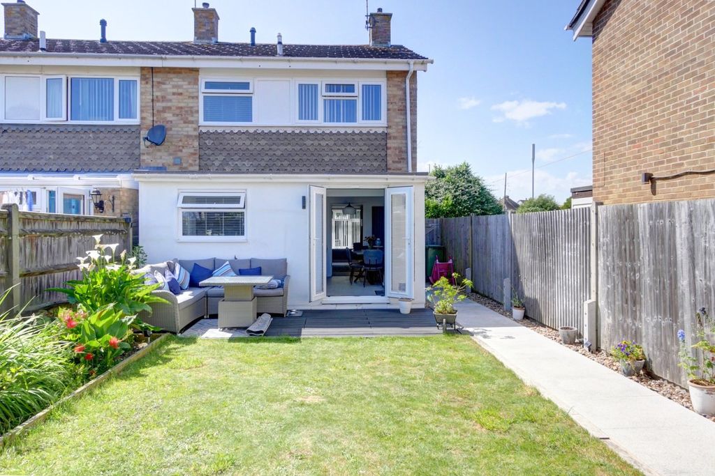 Property photo 2 of 45