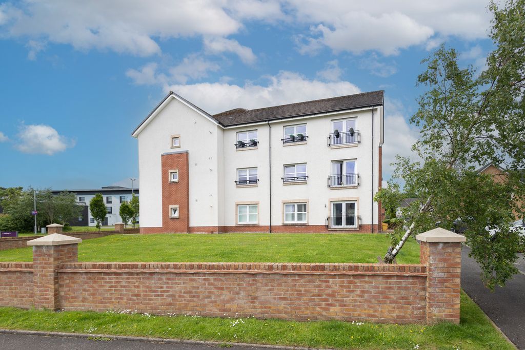 Property photo 1 of 24