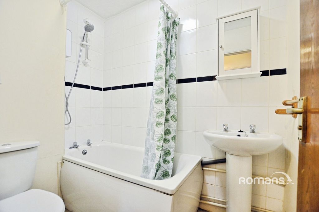 Property photo 3 of 5 Pbox-Img.Jpg