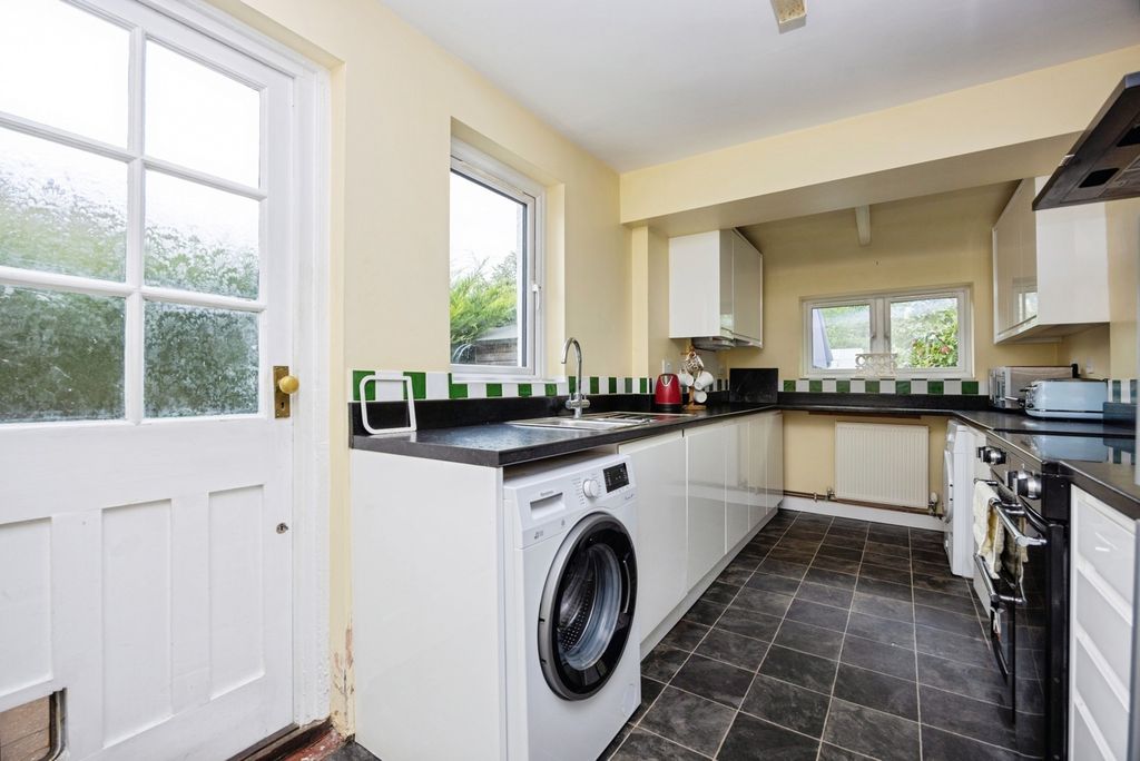 Property photo 3 of 25 Photo