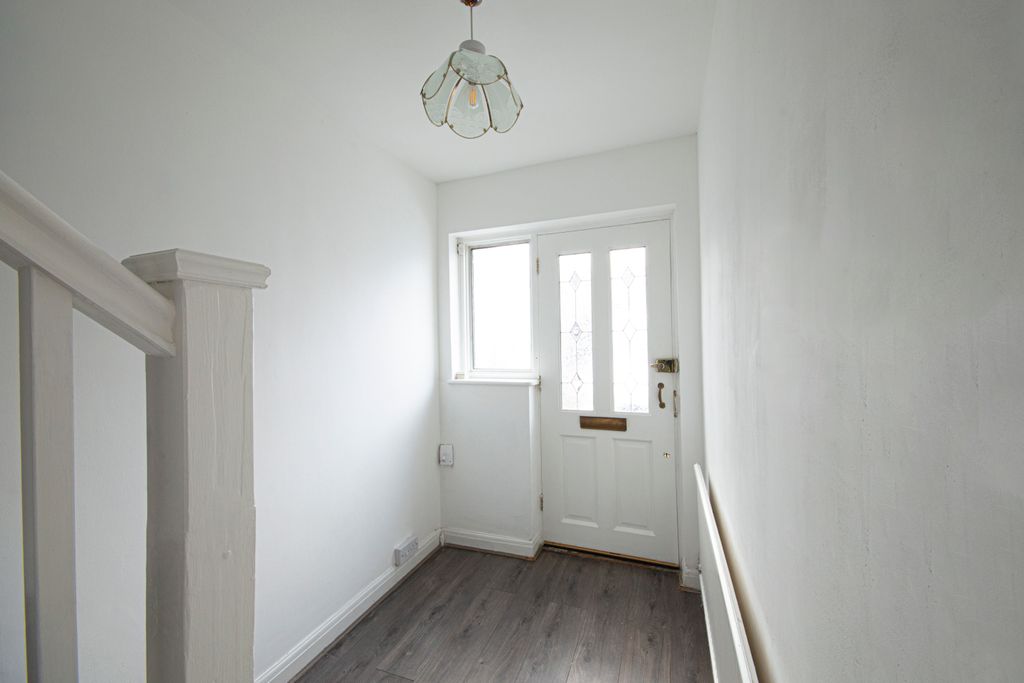 Property photo 3 of 18 _50A0102