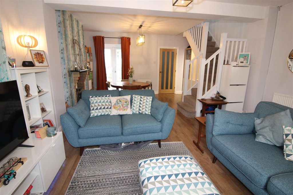 Property photo 3 of 23 Lounge/Dining Room