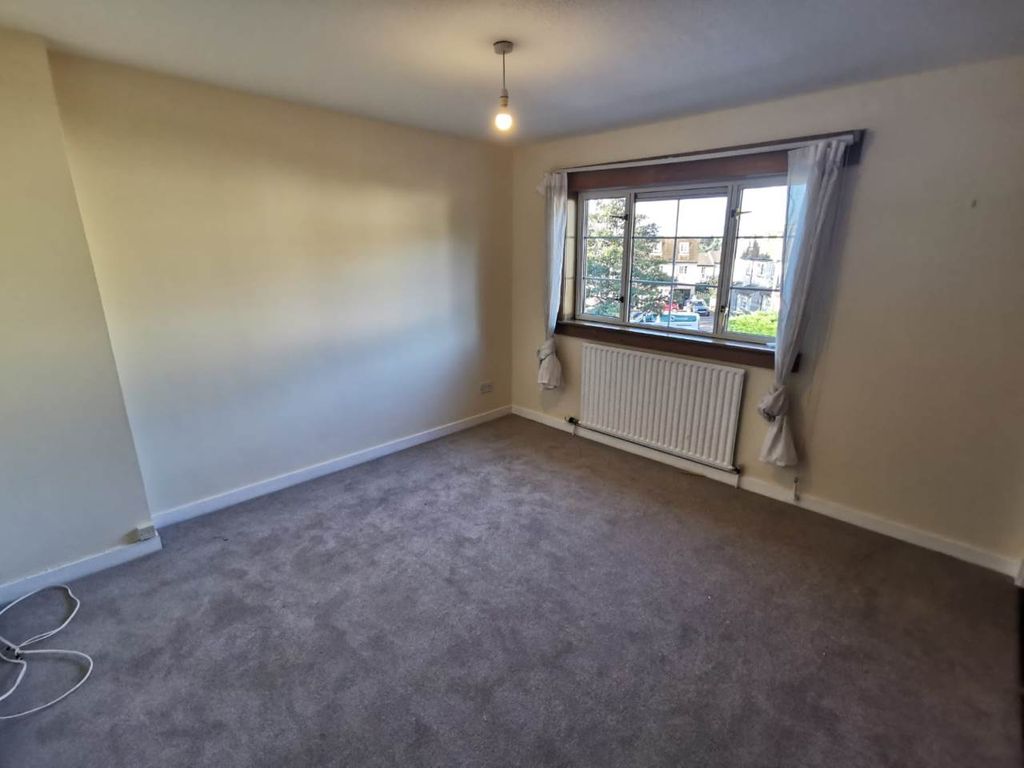 Property photo 3 of 17 5c3c299c-c41E-4Fc3-9629-228863770141