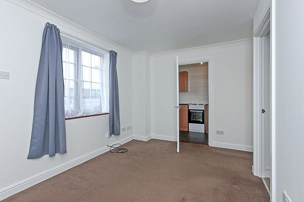 Property photo 3 of 9 Image 3