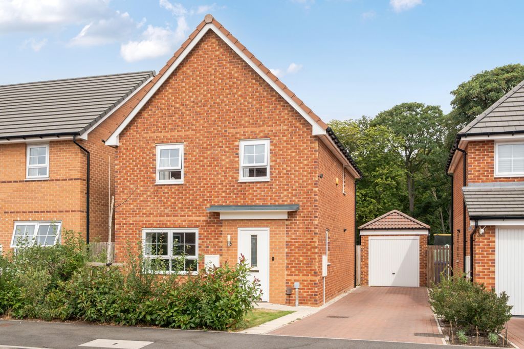 Property photo 1 of 14 6A61F23F4F8ee-1497208 (1)-1-2