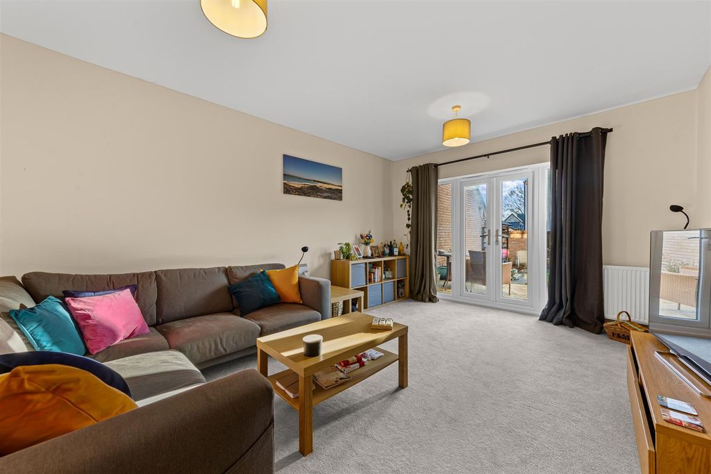 Property photo 2 of 19 5Jenningsclweb17.Jpg