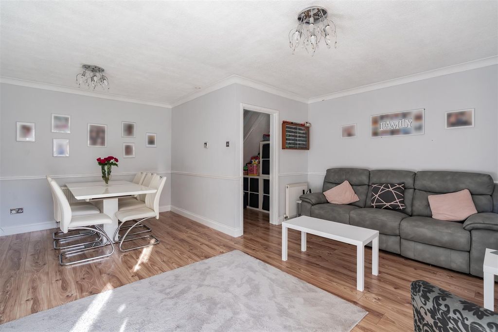 Property photo 3 of 15 Living Room/Dining Area