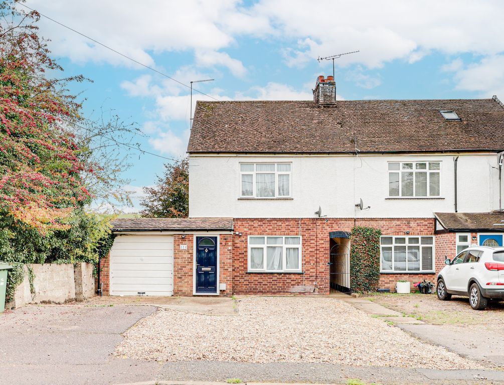 Property photo 1 of 18 Img0423Img0425