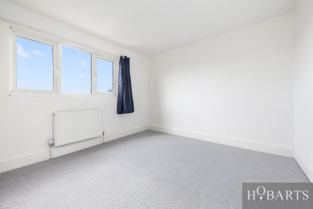 Property photo 1 of 12 4 Bed Detached Duplex Flat To Rent Within Palace Road, Bounds Green London N11