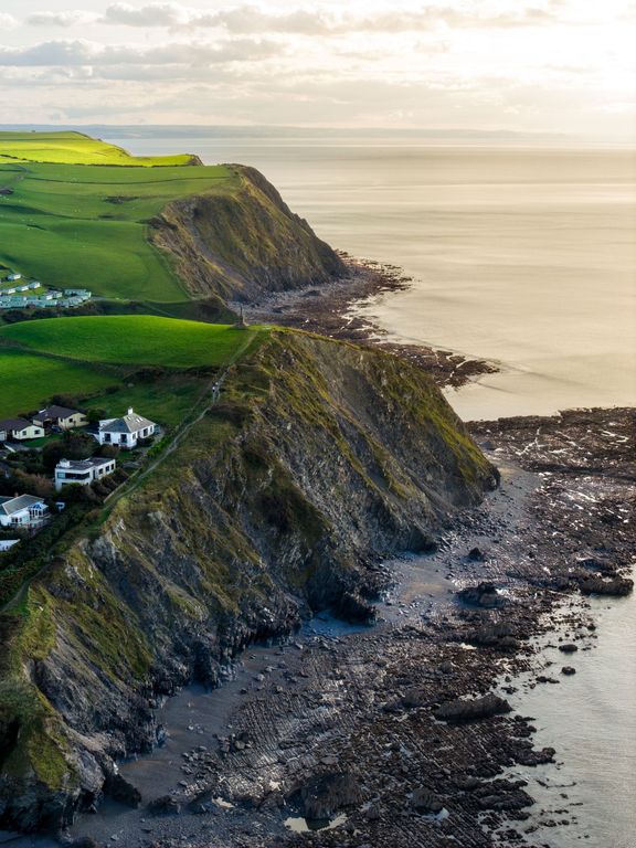 Property photo 2 of 27