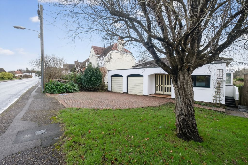 Property photo 2 of 20 Front View