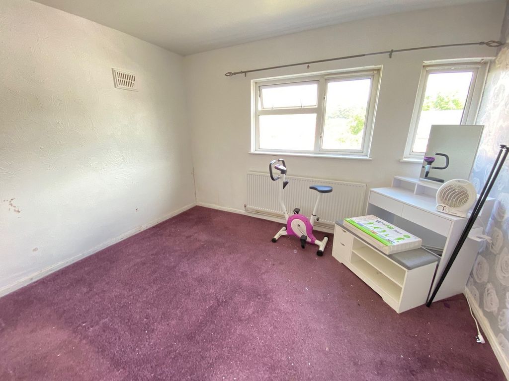 Property photo 3 of 8 Not Specified