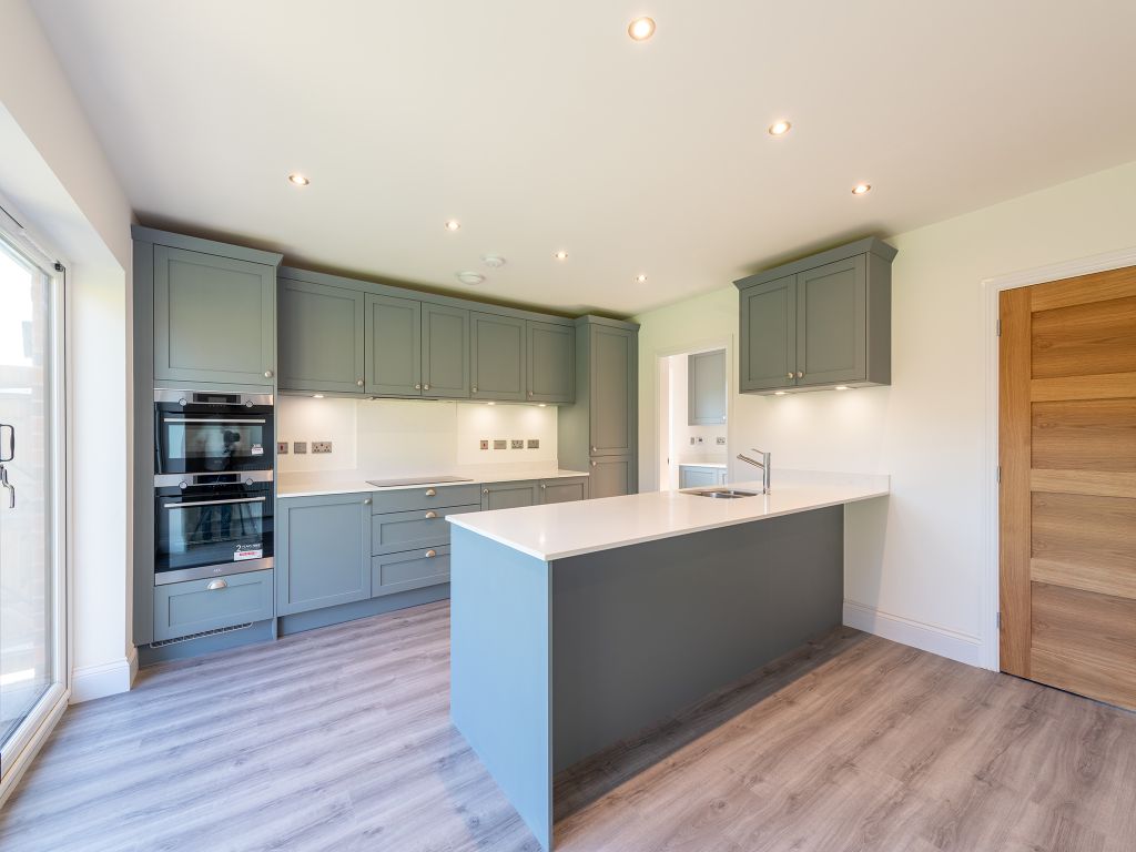 Property photo 1 of 34