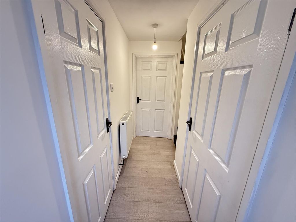 Property photo 2 of 10 Newport-2.Jpg