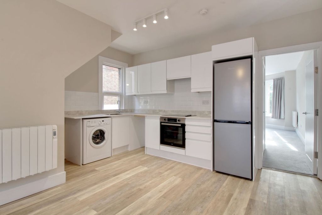 Property photo 3 of 8 Image 3