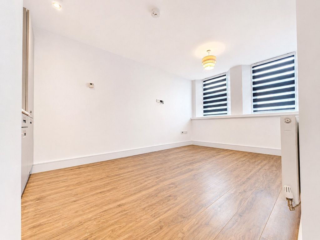 Property photo 3 of 5 Picture No. 02