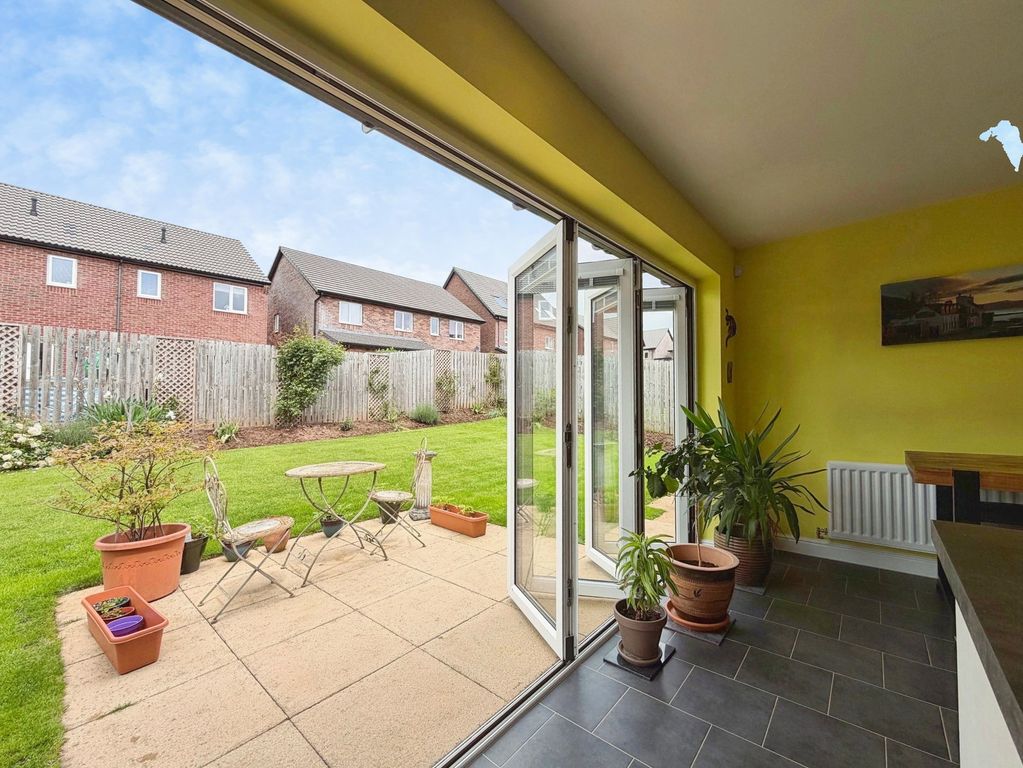 Property photo 3 of 45