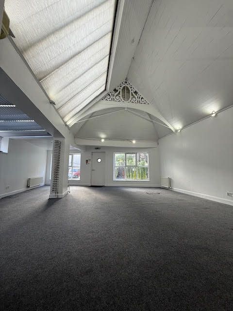 Property photo 2 of 10 Photo 2